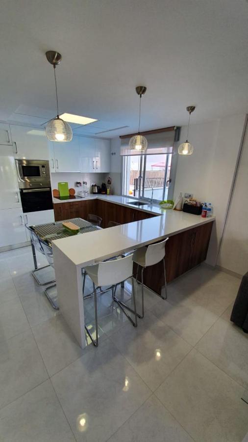 Villa Luxury - Private Pool - Wifi - Solarium Alicante Luaran gambar
