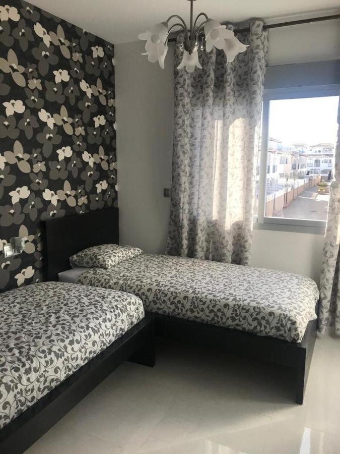 Villa Luxury - Private Pool - Wifi - Solarium Alicante Luaran gambar