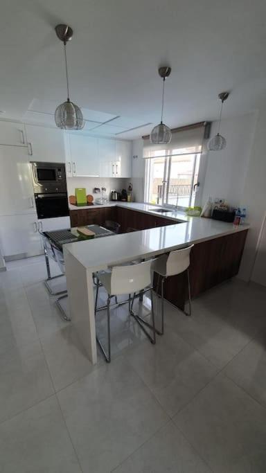Villa Luxury - Private Pool - Wifi - Solarium Alicante Luaran gambar